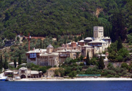 Игуман светогорског манастира Дохијара архимандрит Григорије: „Крај Грчке је близу“