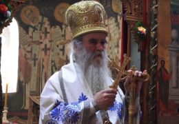 Митрополит Амфилохије: Цариград нема право да намеће политичке концепције Запада у Украјини
