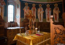 Lo que vemos en una iglesia ortodoxa…